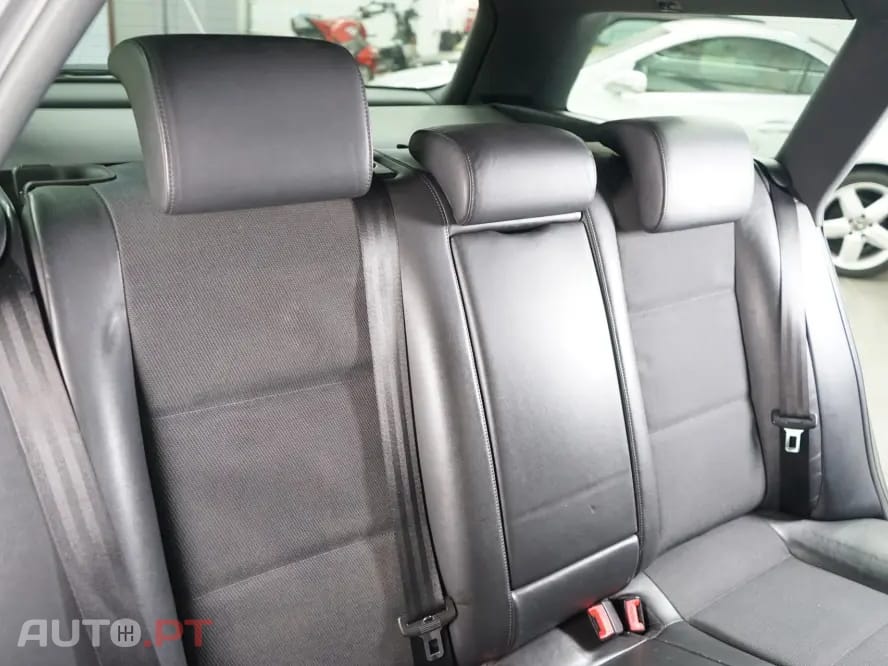 Audi A4 Avant 2.0 TDI S-line Multitronic
