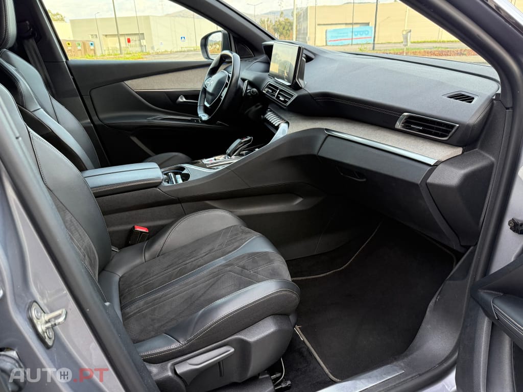 Peugeot 5008 1.5 BlueHDi GT EAT8