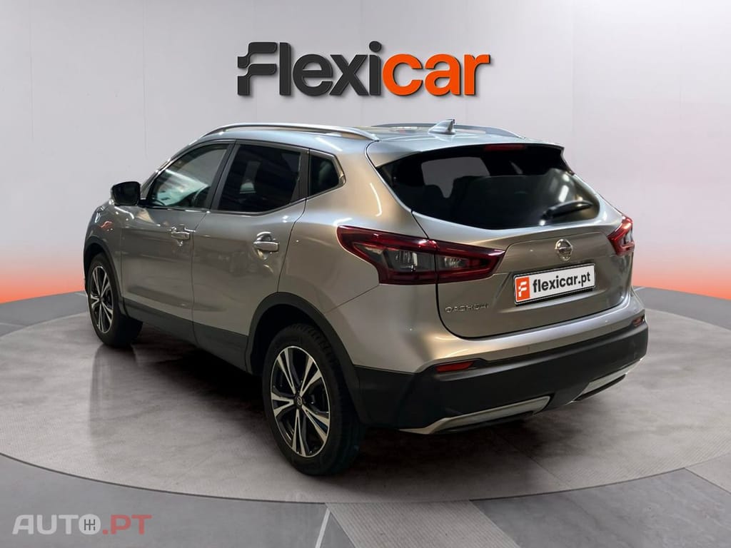 Nissan Qashqai 1.3 DIG-T N-Connecta J18