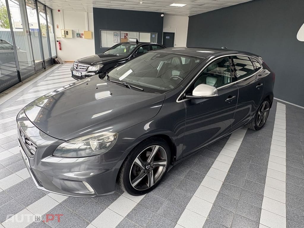 Volvo V40 1.6 D2 R-Design