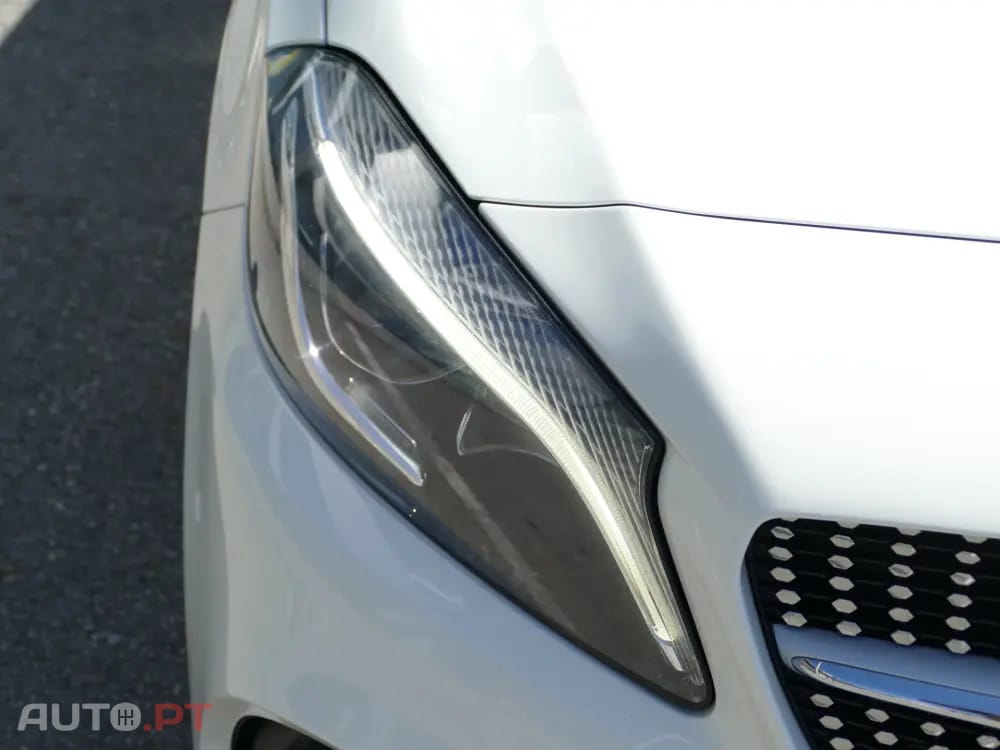 Mercedes-Benz A 180 d AMG Line