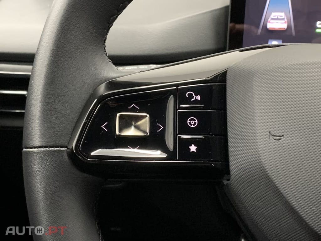 MG MG4 Luxury 64kWh I.V.A DEDUTIVEL 