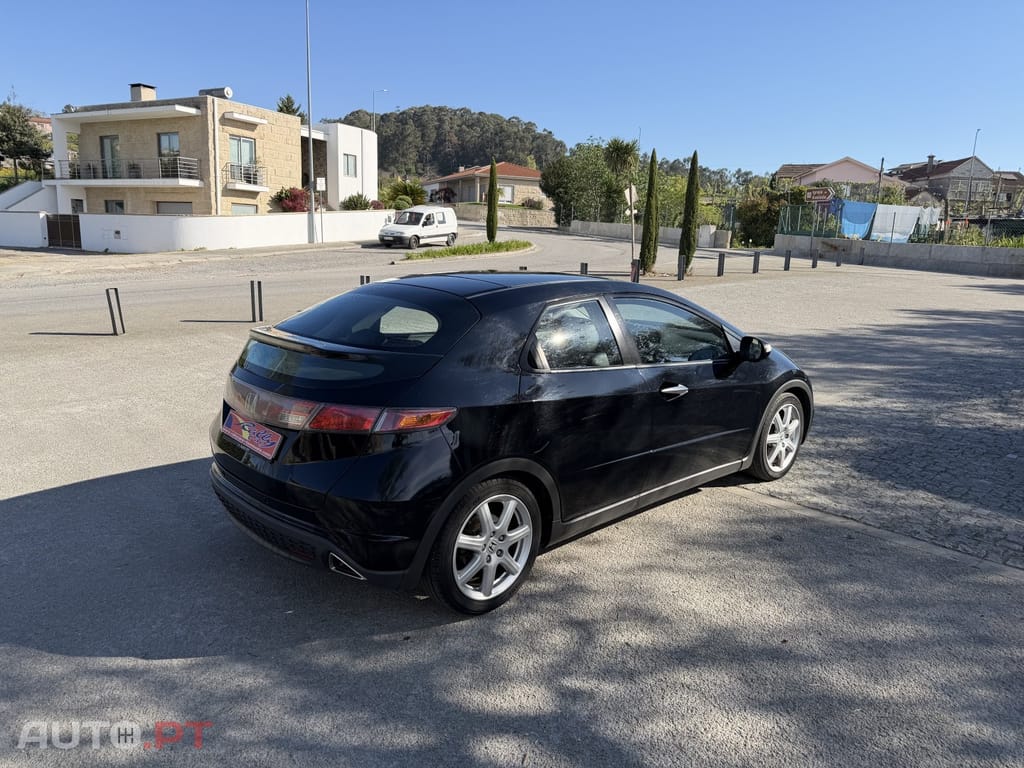 Honda Civic 1.8 Executive