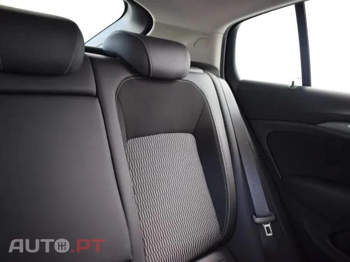 Opel Insignia 1.6 CDTi Innovation
