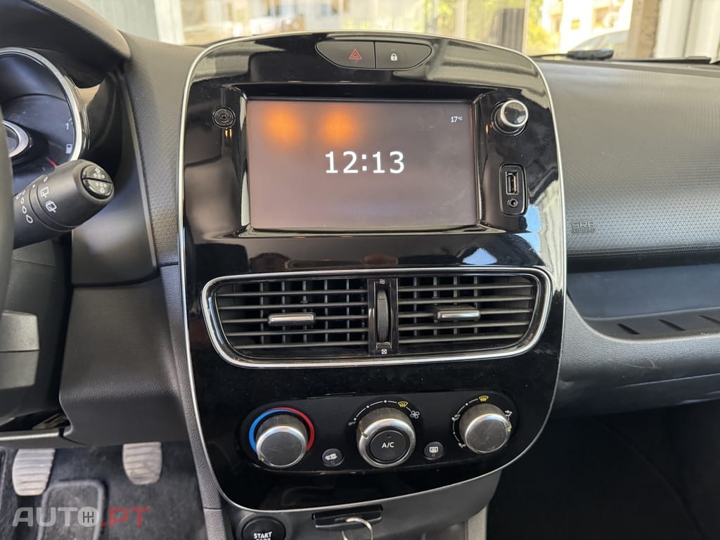Renault Clio Sport Tourer 0.9 TCe Limited