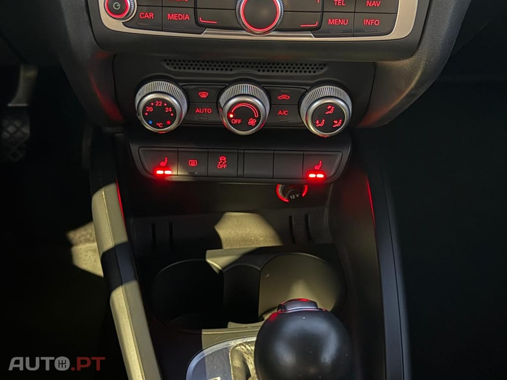 Audi A1 1.4 TDI (caixa automática 7 veloc)