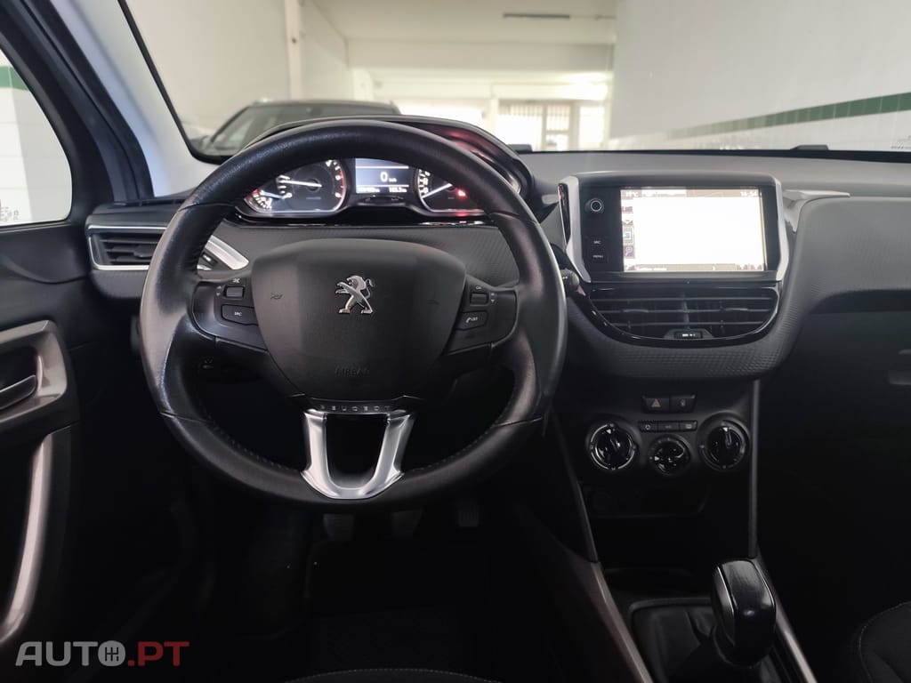 Peugeot 2008 1.6 BlueHDi Style