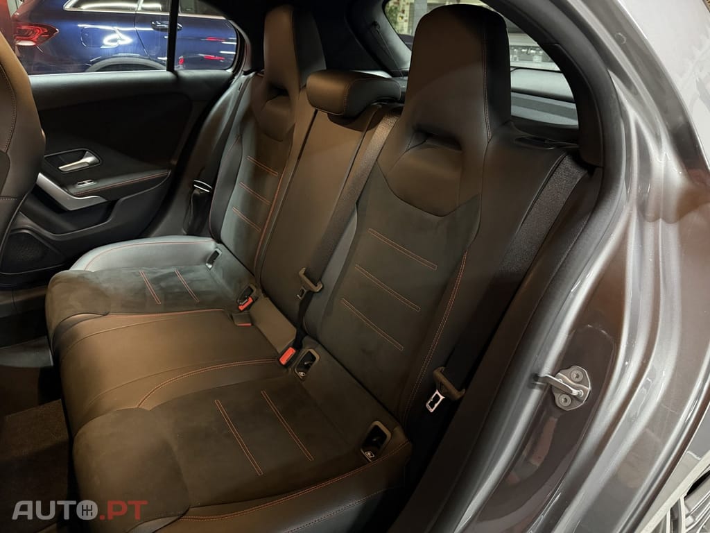 Mercedes-Benz A 180 Advanced AMG Line