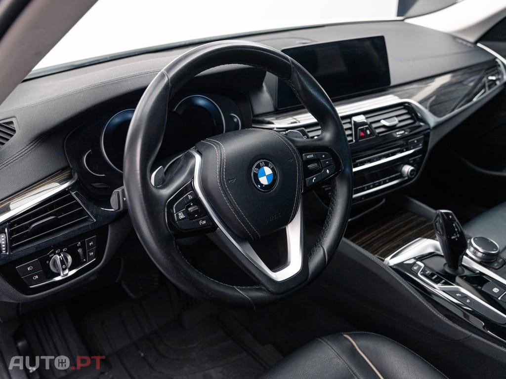 BMW 520 d Line Luxury Auto