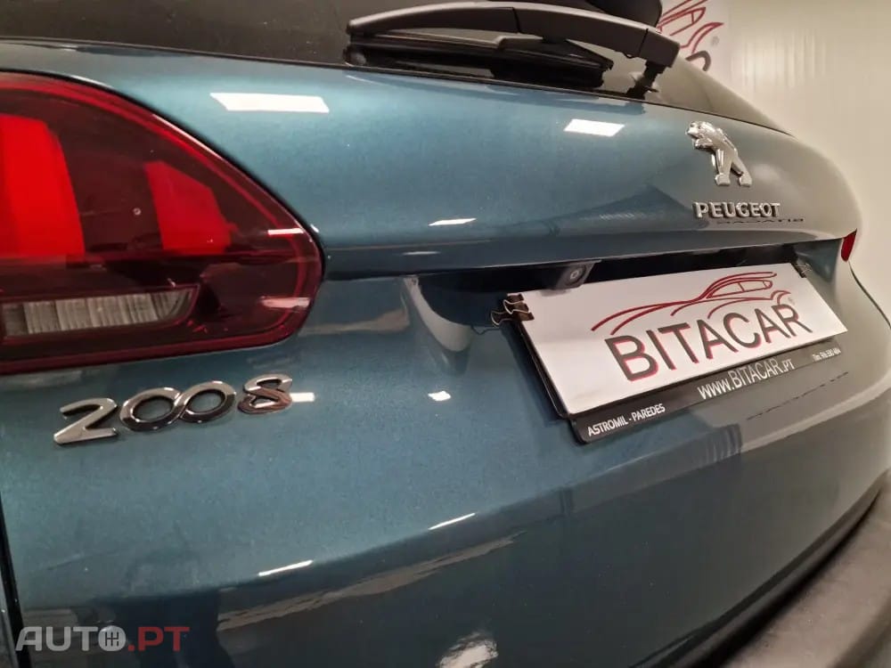 Peugeot 2008 1.2 PureTech Style