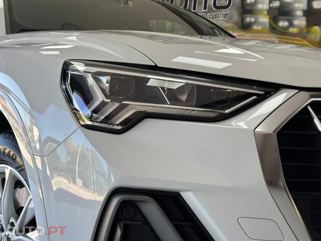 Audi Q3 45 TFSIe S line S tronic