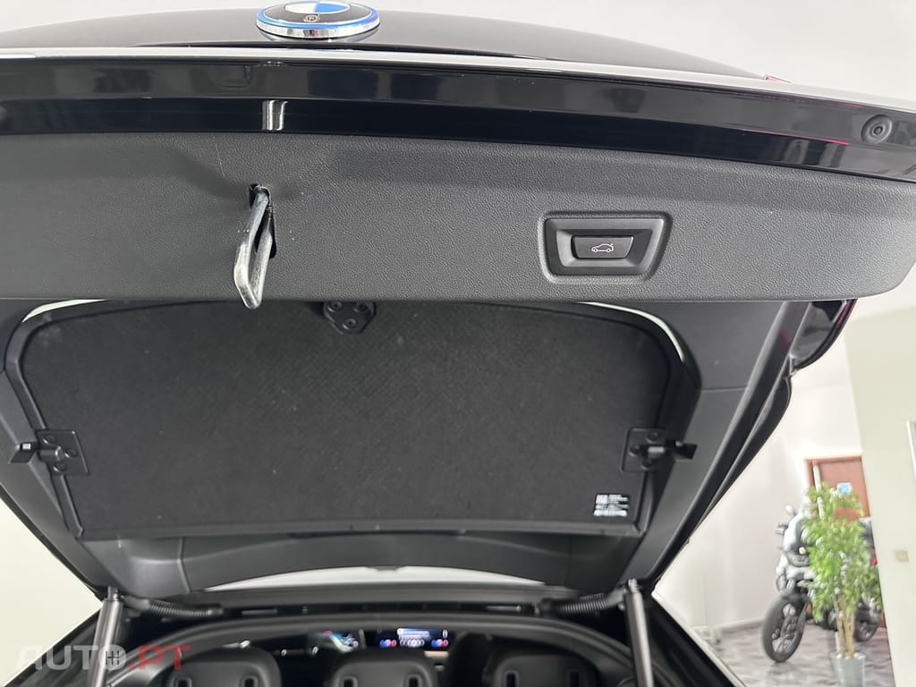 BMW i4 eDrive35 Edição Desportiva M