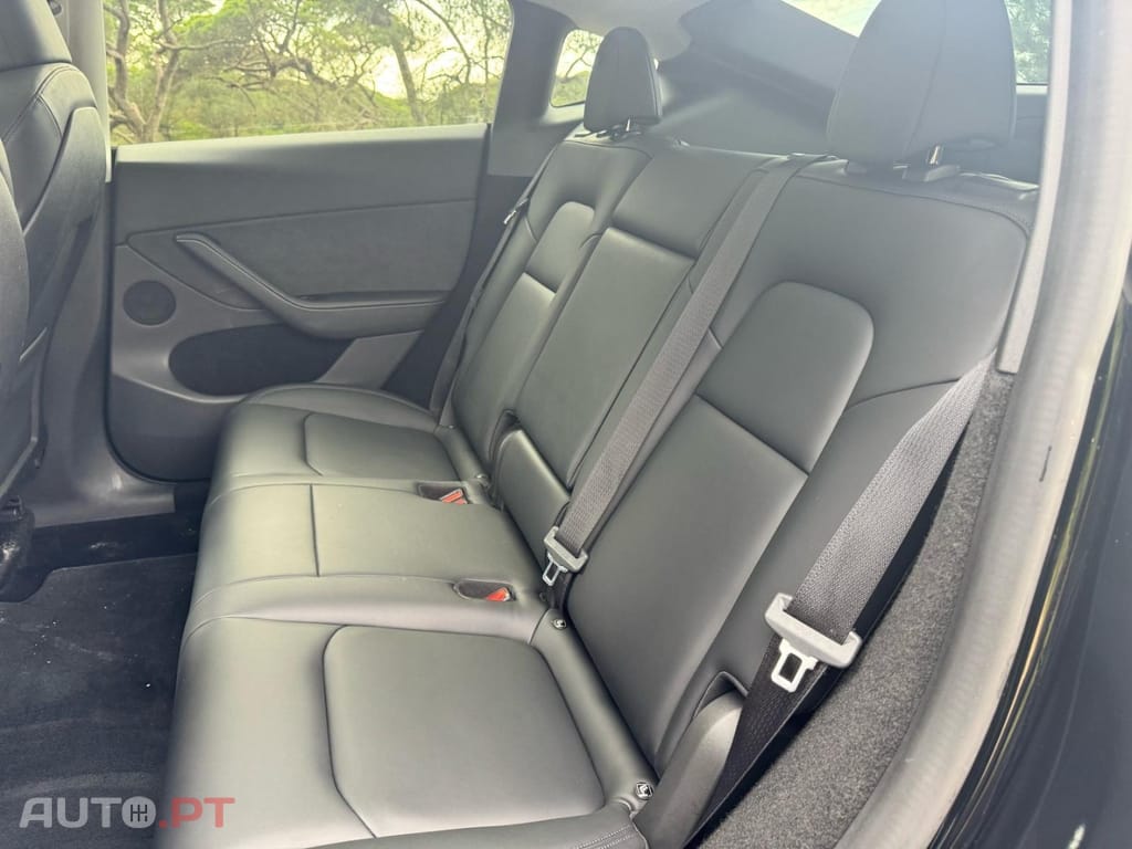 Tesla Model Y Performance Tração Integral