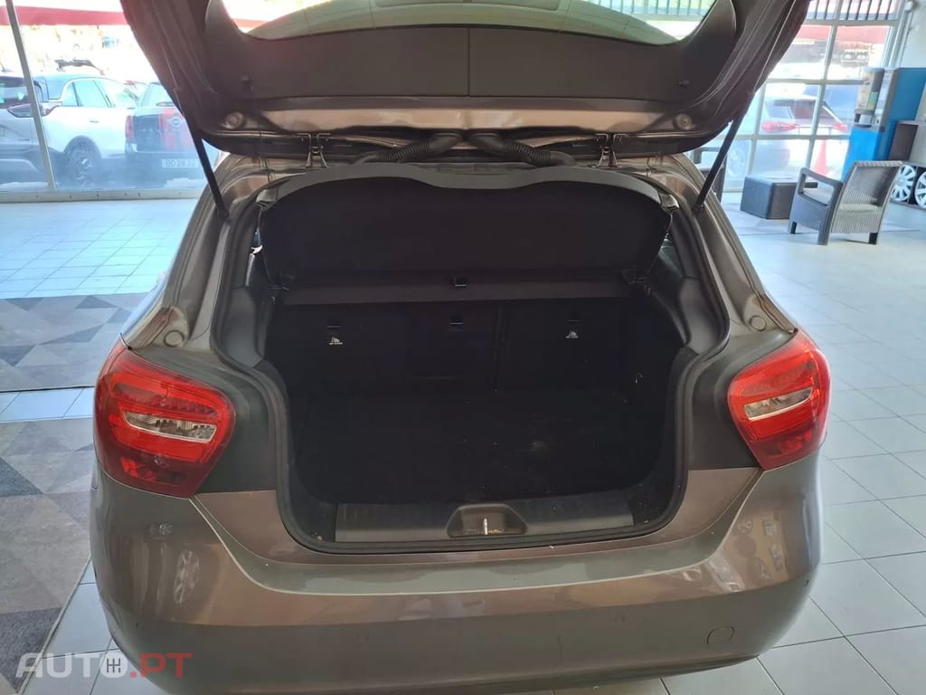 Mercedes-Benz A 180 d Urban