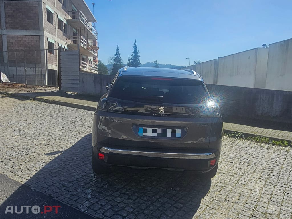 Peugeot 3008 1.6 hybrid4 300cv allure