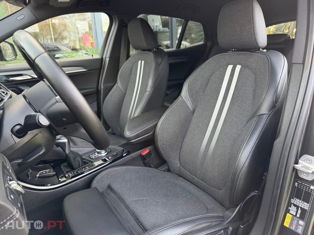 BMW X2 25 e xDrive Pack M