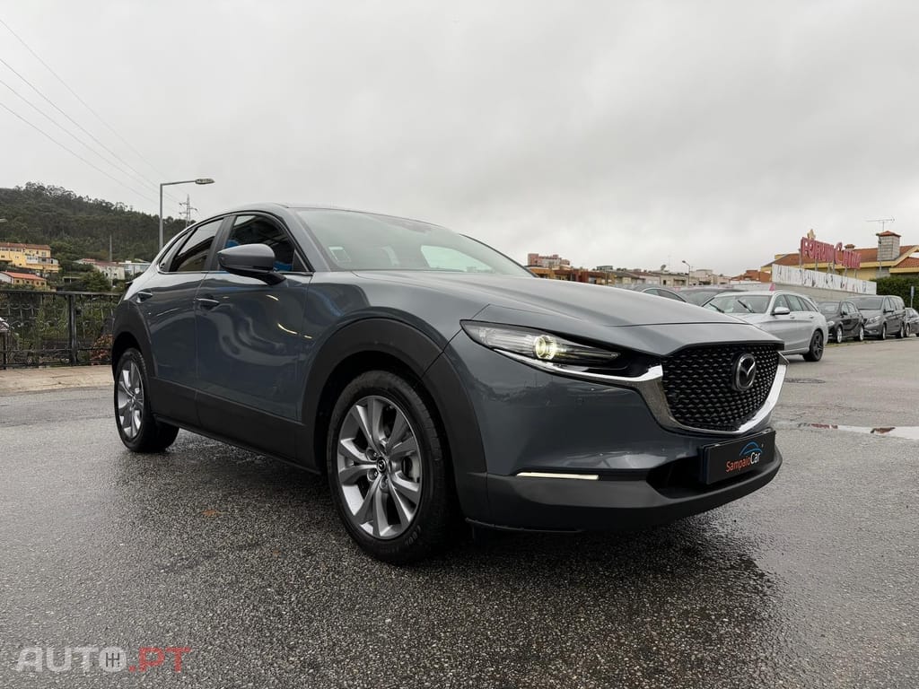 Mazda CX-30 2.0 e-Skyactiv-G Exclusive-line