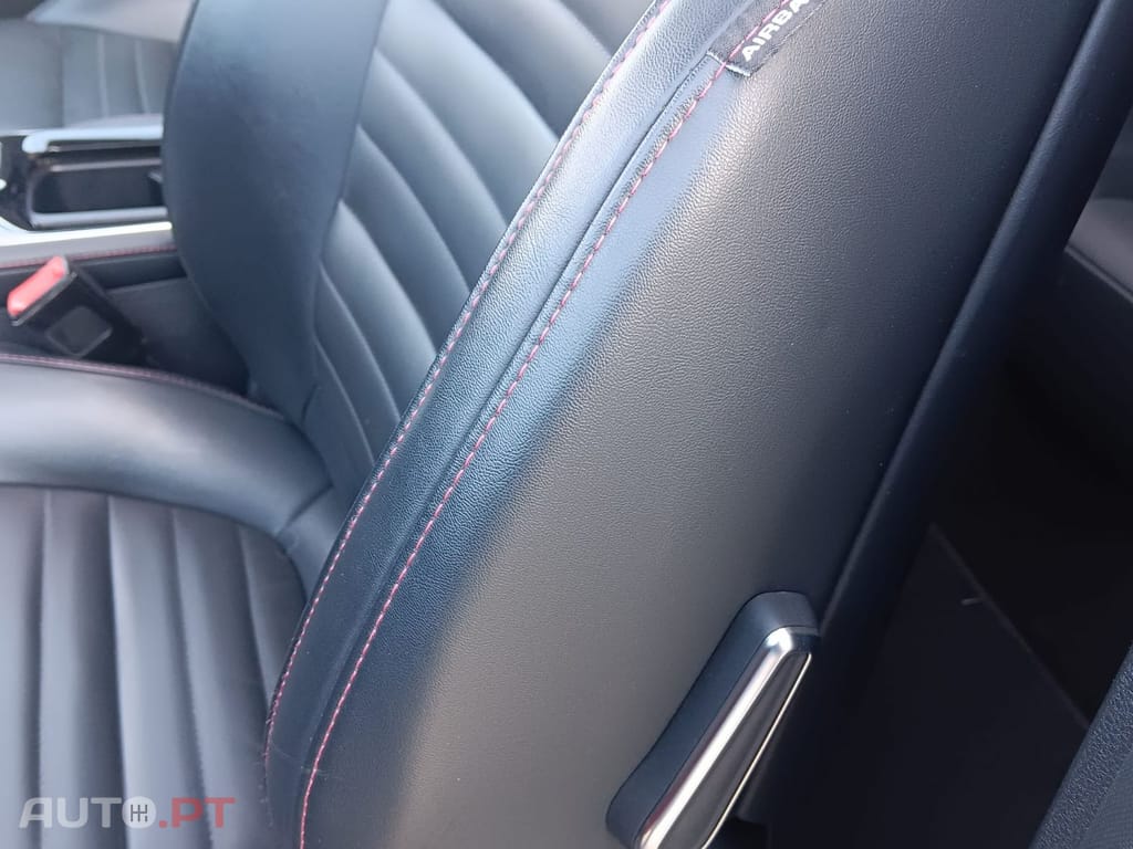 MG EHS LUXURY PHEV