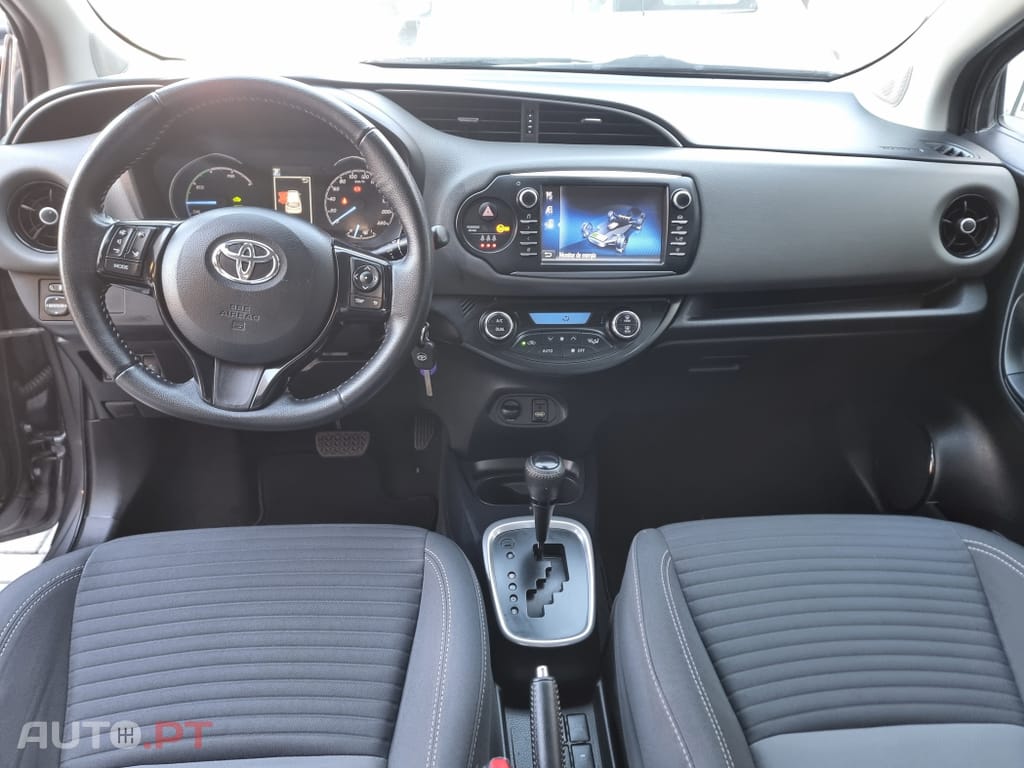 Toyota Yaris 1.5 HSD Comfort+P.Style