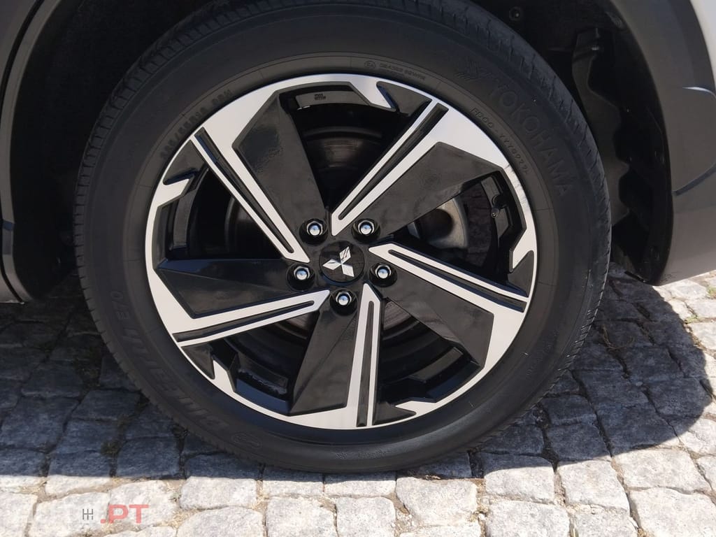 Mitsubishi Eclipse Cross 2.4 PHEV eMotion