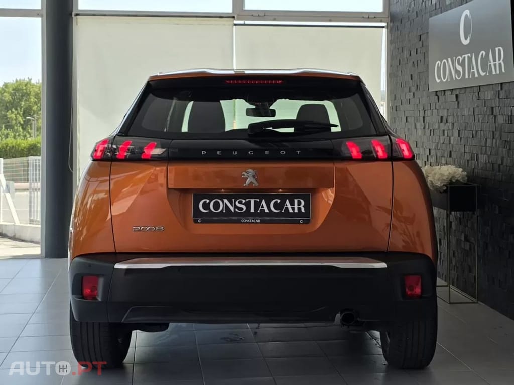 Peugeot 2008 1.2 PureTech Style