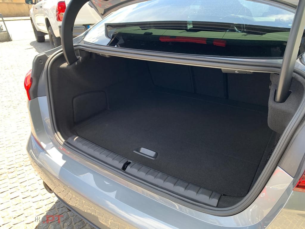 BMW 216 d Pack Desportivo M