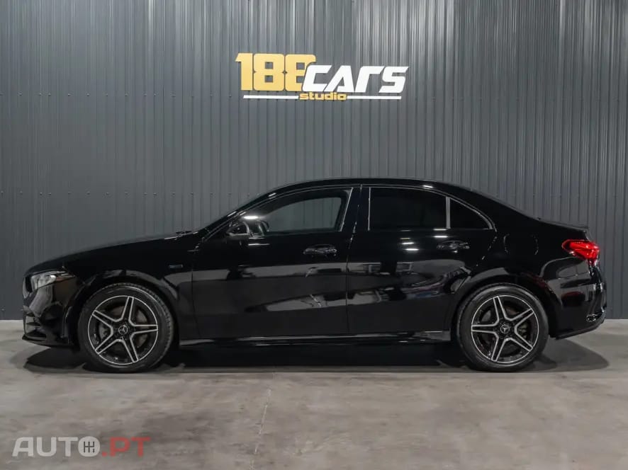 Mercedes-Benz A 250 e 8G-DCT AMG Line
