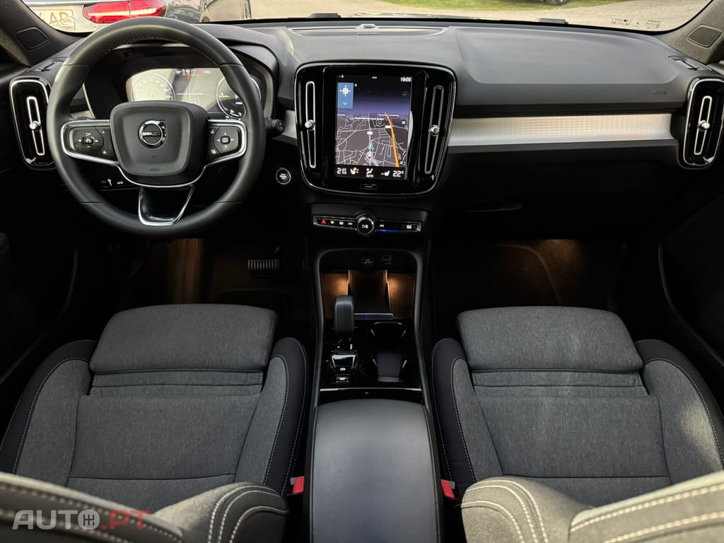 Volvo XC40 1.5 T4 PHEV Plus Dark