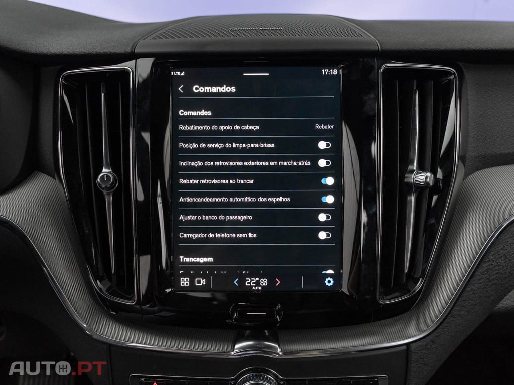 Volvo XC60 2.0 T6 PHEV Black Edition AWD