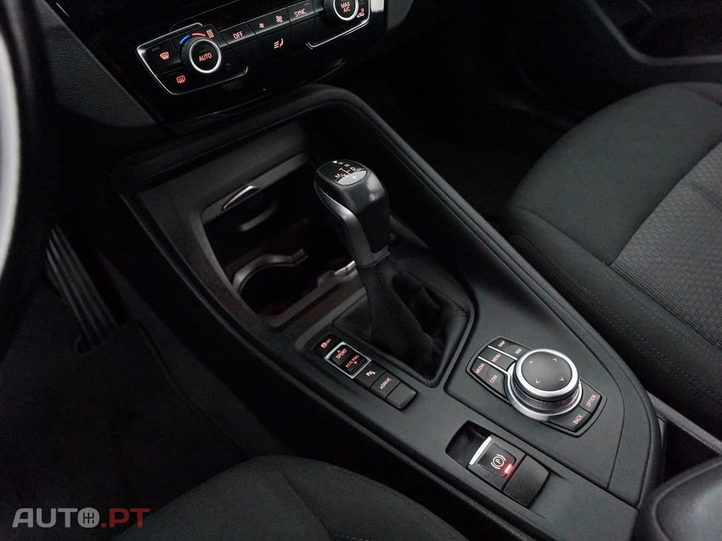 BMW X1 25 e xDrive Corporate Edition