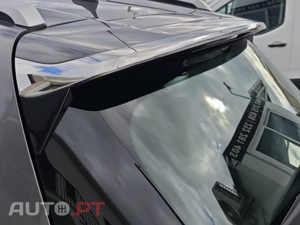 Peugeot 2008 1.2 e-THP Allure