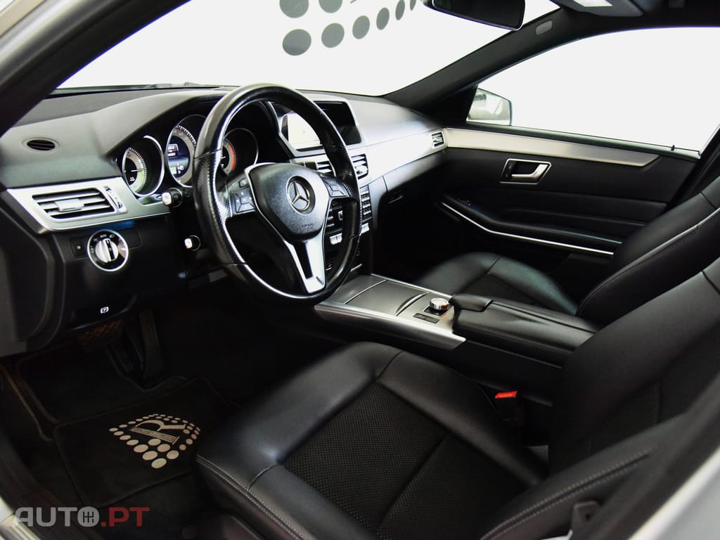 Mercedes-Benz E 300 BlueTEC Hybrid Avantgarde