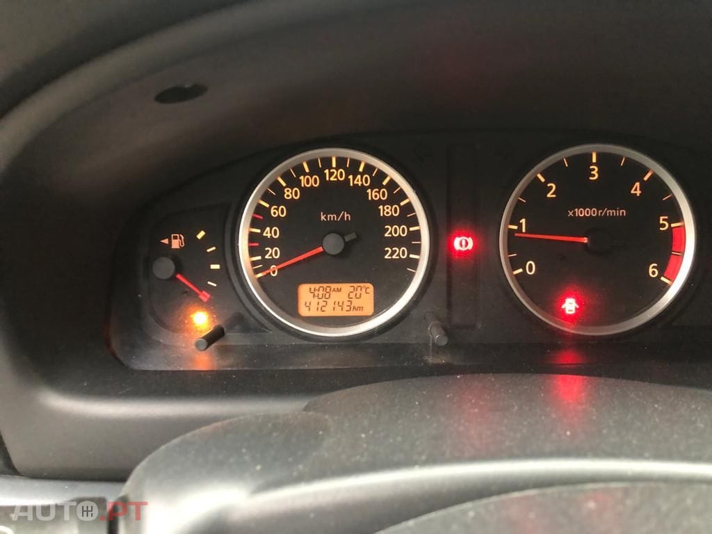 Nissan Almera COMERCIAL