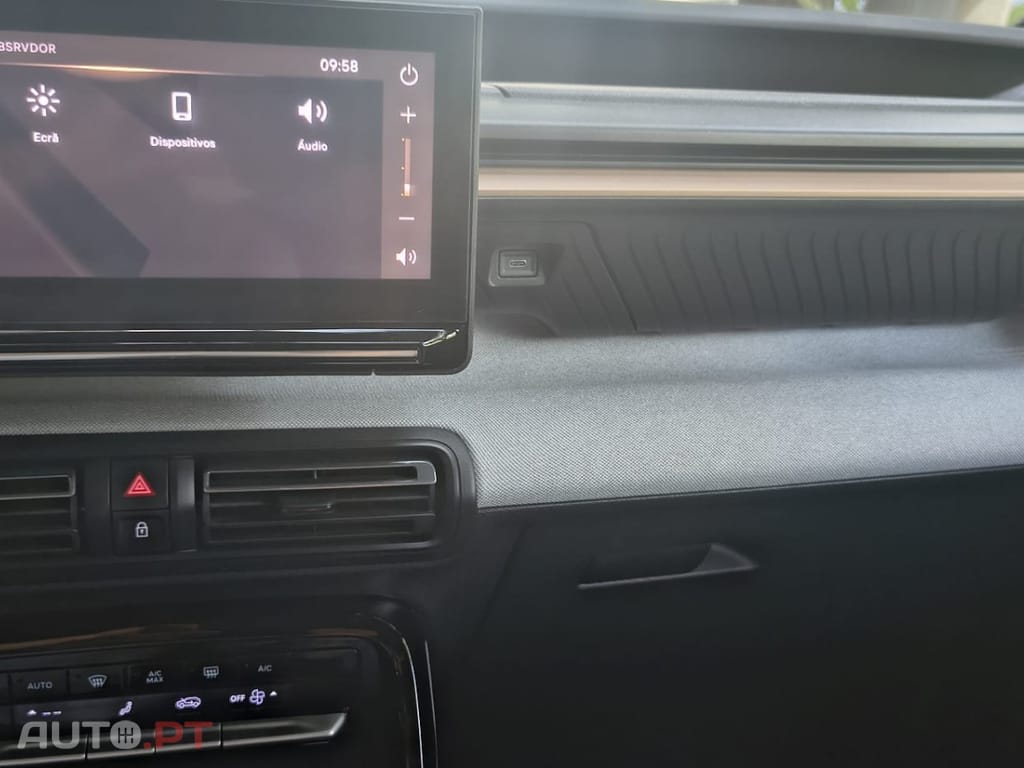 Citroën C3 Aircross 1.2 PureTech Plus — fotografia 17