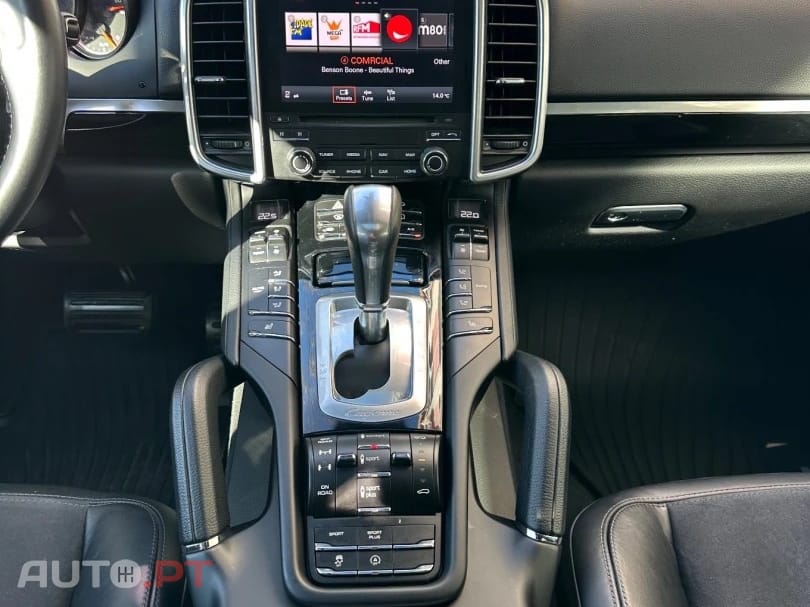 Porsche Cayenne Platinum Edition