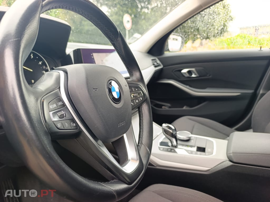 BMW 318 d Touring Line Sport Auto