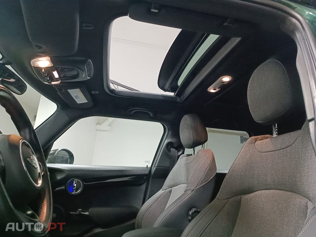 MINI Cooper Cooper SD Sport Aut.