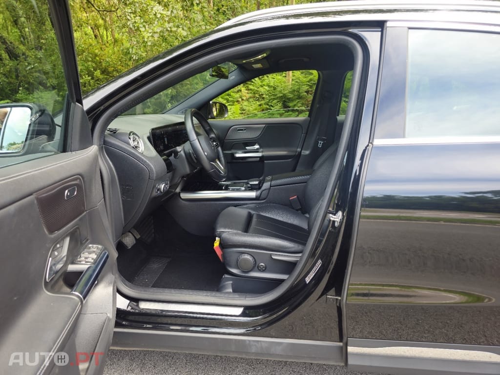 Mercedes-Benz GLA 180 d 8G-DCT