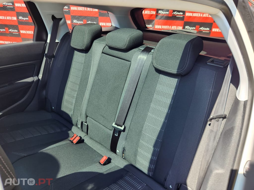 Peugeot 308 1.6 BlueHDi Style J17