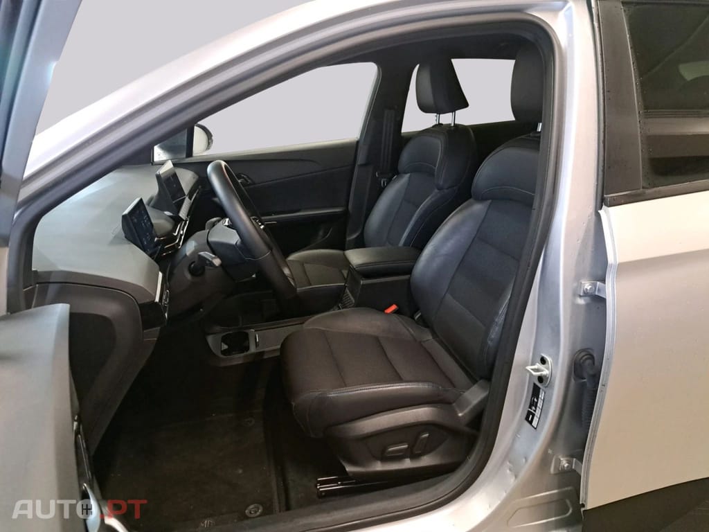 MG MG4 Comfort 64 kWh I.V.A DEDUTIVEL 