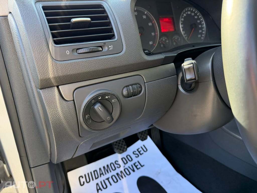 Volkswagen Golf 1.4 FSi Confortline