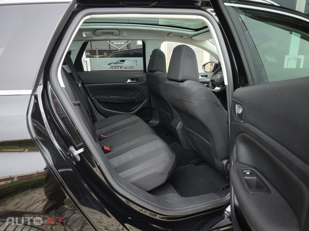 Peugeot 308 SW 1.6 BlueHDi Style J17