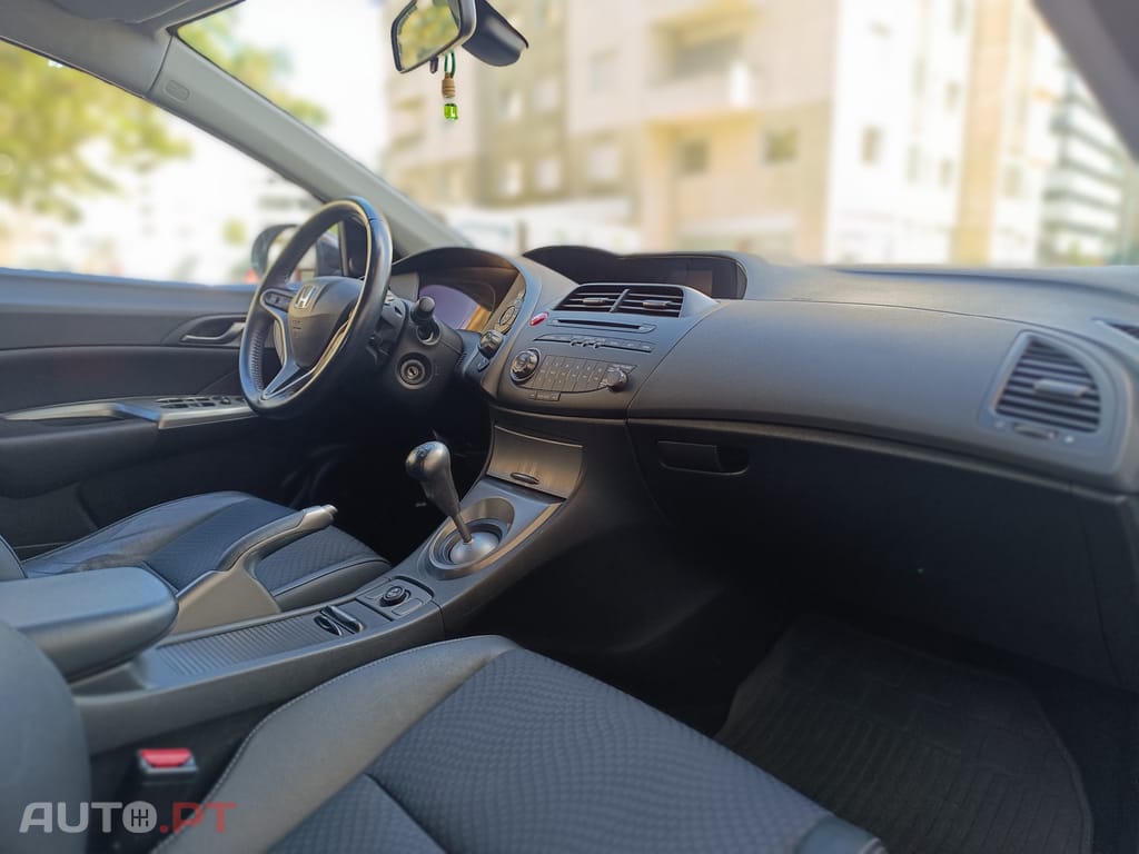 Honda Civic 1.4 i-VTEC S.Edition - 100 CV
