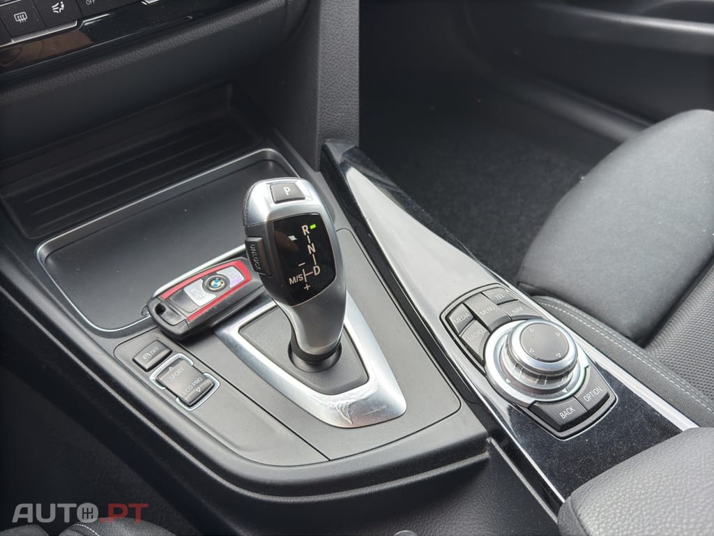 BMW 318 d Touring Line Sport Auto