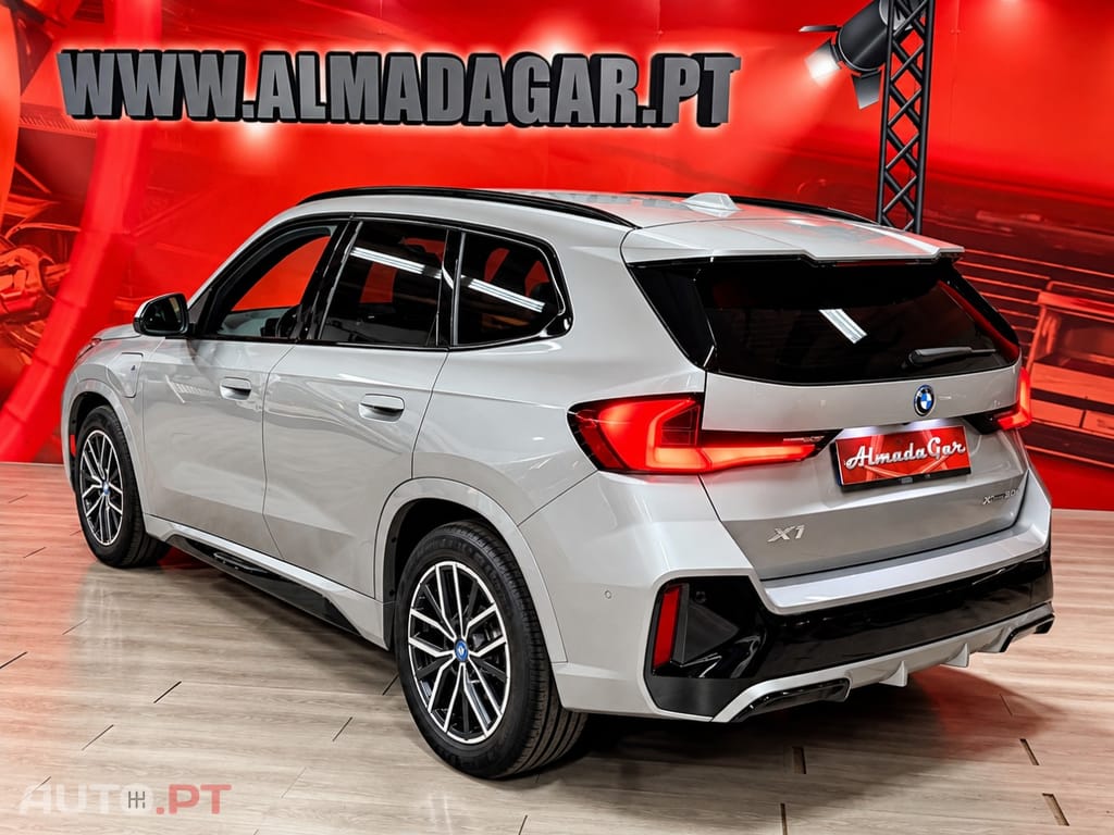 BMW X1 xDrive25e Pack Desportivo M