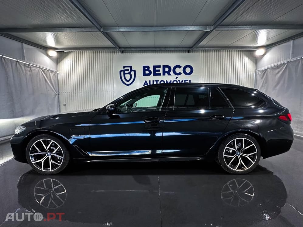 BMW 530 e Pack Desportivo M