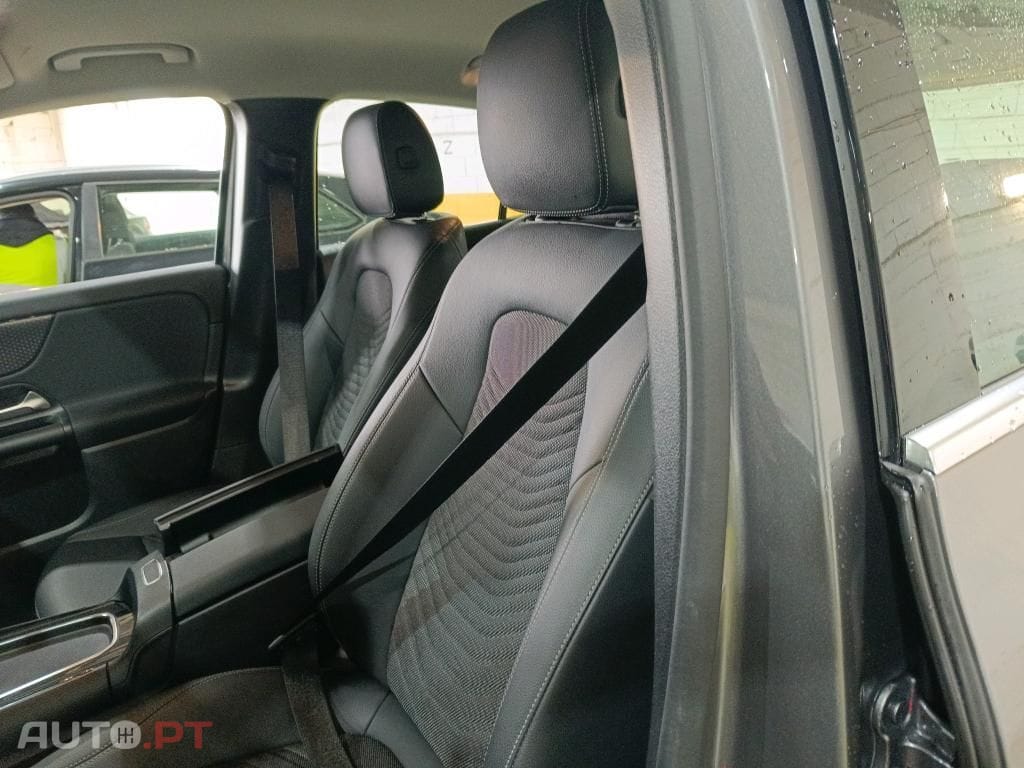 Mercedes-Benz GLA 180 d