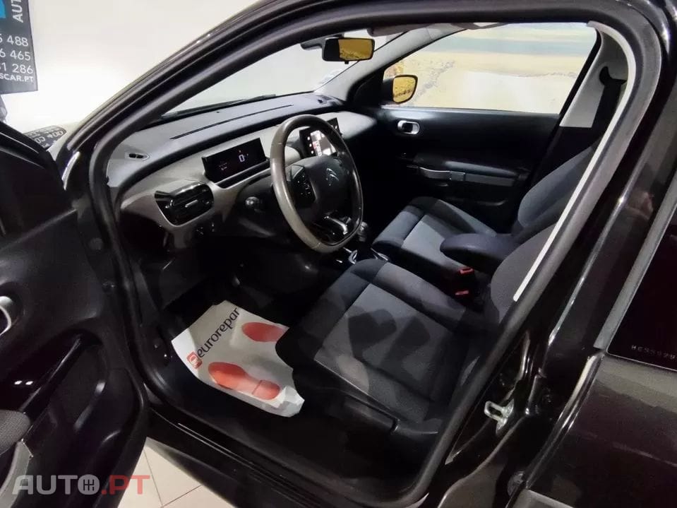 Citroen C4 Cactus 1.2 PureTech Shine EAT6