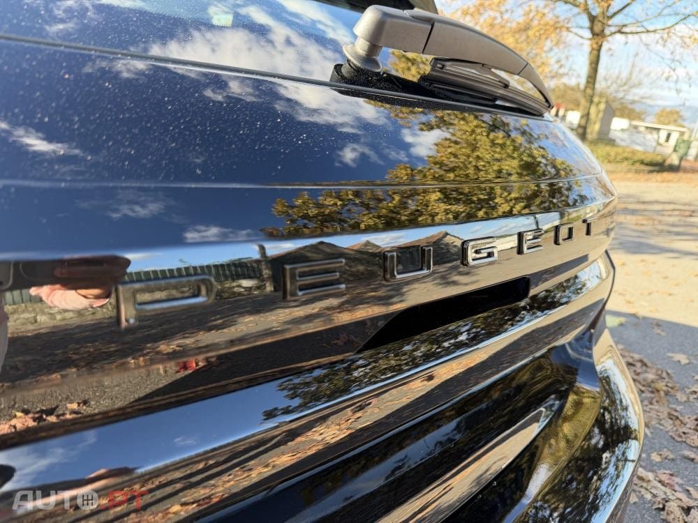 Peugeot 208 PureTech 75 Allure Pack