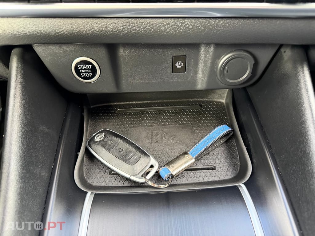 Nissan Qashqai 1.3 DIG-T N-Connecta LED